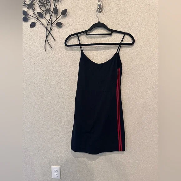 Brandy Melville Black Fitted Dress With Red Stripe On Side - Picture 5 of 5